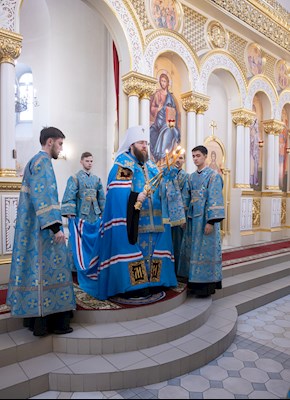 Митрополит Игнатий совершил молебен перед иконой Божией Матери «Победительная»