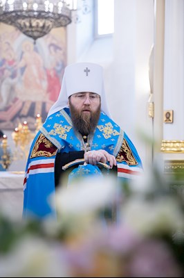 Митрополит Игнатий совершил молебен перед иконой Божией Матери «Победительная»