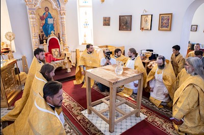 Митрополит Игнатий совершил Великое освящение храма святых первоверховных апостолов Петра и Павла г. Аткарска и Божественную литургию в новоосвященном храме