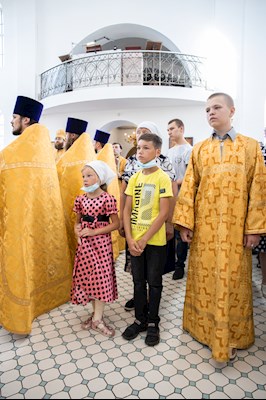 Митрополит Игнатий совершил Великое освящение храма святых первоверховных апостолов Петра и Павла г. Аткарска и Божественную литургию в новоосвященном храме