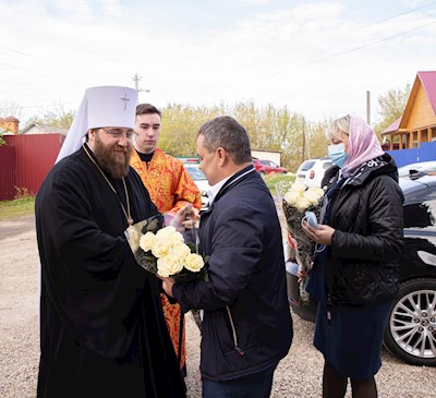 Митрополит Игнатий совершил Божественную литургию в храме в честь Покрова Пресвятой Богородицы г. Петровска