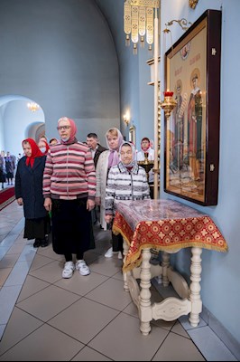 Митрополит Игнатий совершил Божественную литургию в храме в честь Покрова Пресвятой Богородицы г. Петровска