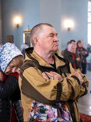Митрополит Игнатий совершил Божественную литургию в храме в честь Покрова Пресвятой Богородицы г. Петровска