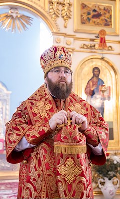 Митрополит Игнатий совершил Божественную литургию в храме в честь Покрова Пресвятой Богородицы г. Петровска
