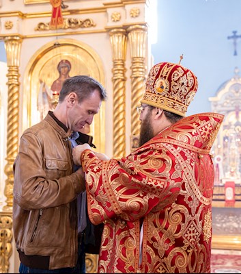 Митрополит Игнатий совершил Божественную литургию в храме в честь Покрова Пресвятой Богородицы г. Петровска