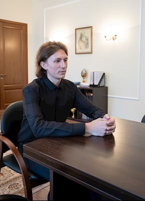 Митрополит Игнатий провел собеседование с абитуриентами СПДС