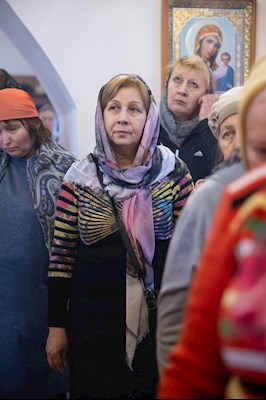 Митрополит Игнатий совершил Божественную литургию в храме святых бессребреников и чудотворцев Космы и Дамиана г. Саратова