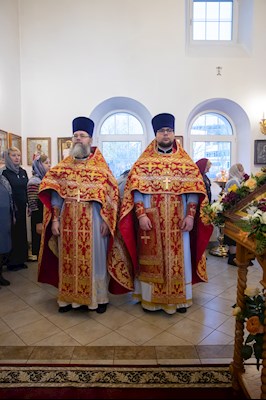 Митрополит Игнатий совершил Божественную литургию в храме святых бессребреников и чудотворцев Космы и Дамиана г. Саратова