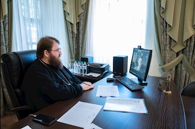 Митрополит Игнатий провел собеседование с абитуриентами СПДС