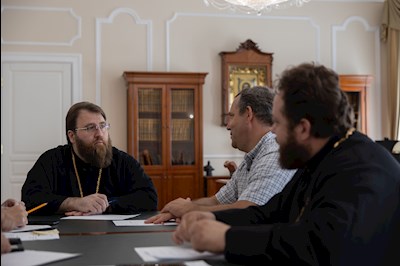 Митрополит Игнатий провел совещание, посвященное приему на регентско-певческие курсы