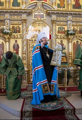 Митрополит Игнатий совершил Божественную литургию в кафедральном соборе Живоначальной Троицы г. Вольска
