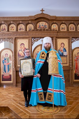 Митрополит Игнатий вручил Архиерейские грамоты сотрудникам епархиального управления
