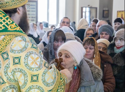 Митрополит Игнатий совершил Божественную литургию в кафедральном соборе Живоначальной Троицы г. Вольска