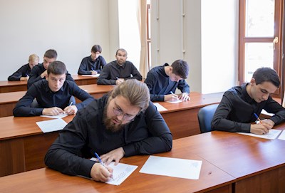 В СПДС начались вступительные экзамены