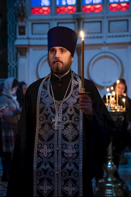 Митрополит Игнатий совершил великое повечерие с чтением канона преподобного Андрея Критского в Свято-Духовском соборе г. Саратова