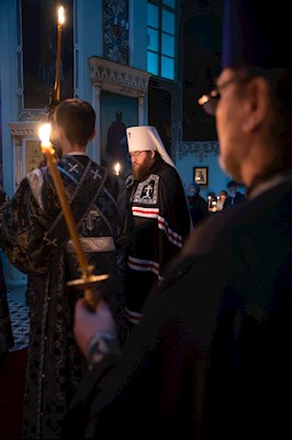 Митрополит Игнатий совершил великое повечерие с чтением канона преподобного Андрея Критского в Свято-Духовском соборе г. Саратова