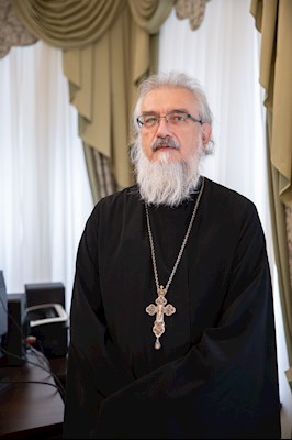 Митрополит Игнатий провел собеседование с абитуриентами СПДС