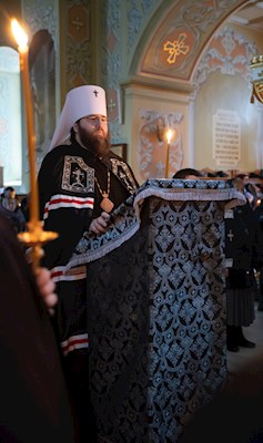 Митрополит Игнатий совершил великое повечерие с чтением канона преподобного Андрея Критского в Покровском соборе г. Саратова