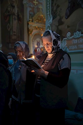 Митрополит Игнатий совершил великое повечерие с чтением канона преподобного Андрея Критского в Покровском соборе г. Саратова
