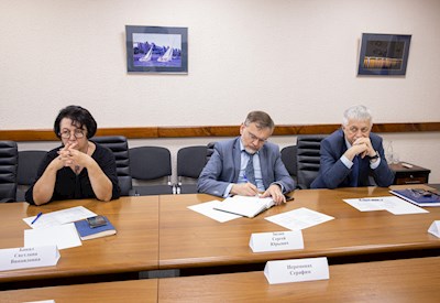 В Правительстве региона прошло совещание по организации принесения мощей преподобного Сергия Радонежского