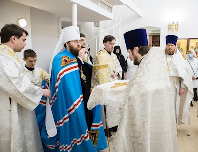 Митрополит Игнатий совершил Божественную литургию в домовом храме в честь Владимирской иконы Божией Матери г. Саратова