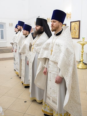 Митрополит Игнатий совершил Божественную литургию в домовом храме в честь Владимирской иконы Божией Матери г. Саратова