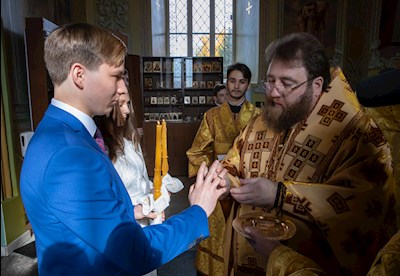 Митрополит Игнатий совершил Таинство венчания