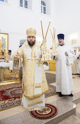 Митрополит Игнатий совершил Божественную литургию в домовом храме в честь Владимирской иконы Божией Матери г. Саратова