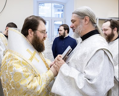 Митрополит Игнатий совершил Божественную литургию в домовом храме в честь Владимирской иконы Божией Матери г. Саратова