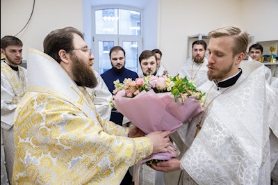 Митрополит Игнатий совершил Божественную литургию в домовом храме в честь Владимирской иконы Божией Матери г. Саратова
