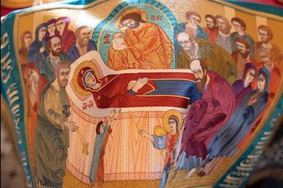 Божественная литургия в Свято-Троицком кафедральном соборе г. Саратова