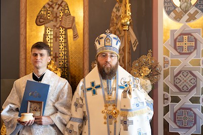 Божественная литургия в Свято-Троицком кафедральном соборе г. Саратова