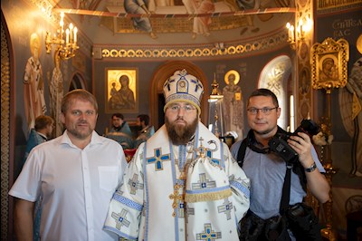 Божественная литургия в Свято-Троицком кафедральном соборе г. Саратова