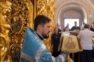 Божественная литургия в Свято-Троицком кафедральном соборе г. Саратова