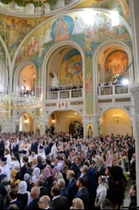 Митрополит Лонгин принял участие в великом освящении нового храма Воскресения Христова и Новомучеников и Исповедников Церкви Русской в московском Сретенском монастыре