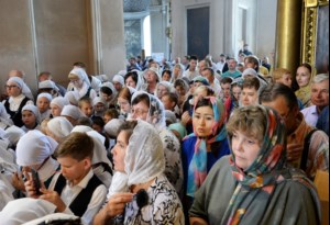 Митрополит Лонгин сослужил Святейшему Патриарху Кириллу на Божественной литургии в Воскресенском кафедральном соборе г. Арзамаса
