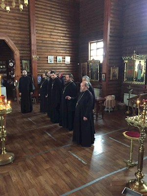 Духовенство и миряне поздравили с Днем тезоименитства протоиерея Василия Стрелкова