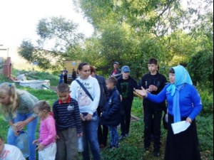 Школьники посетили старинный храм в Новобурасском районе