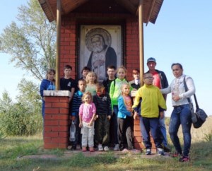 Школьники посетили старинный храм в Новобурасском районе