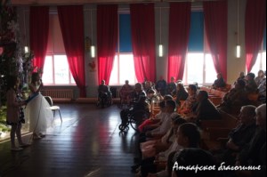 Воспитанники Петропавловской воскресной школы г. Аткарска посетили Аткарский дом-интернат для престарелых и инвалидов