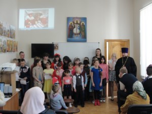 В храме Архангела Михаила состоялся детский утренник, посвященный празднику Пасхи