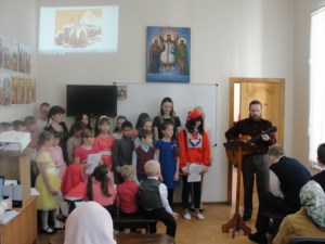 В храме Архангела Михаила состоялся детский утренник, посвященный празднику Пасхи