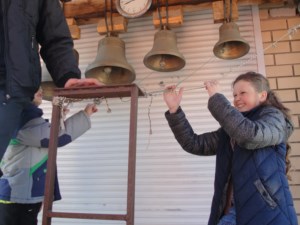 В храме Архангела Михаила состоялся детский утренник, посвященный празднику Пасхи