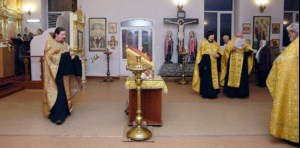 В храм в честь Рождества Христова г. Вольска доставлен ковчег с частицей святых мощей святителя Луки