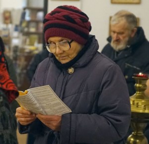 В храм в честь Рождества Христова г. Вольска доставлен ковчег с частицей святых мощей святителя Луки