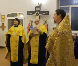 В храм в честь Рождества Христова г. Вольска доставлен ковчег с частицей святых мощей святителя Луки