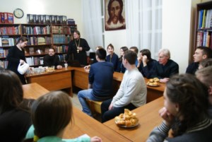 В молодежном клубе «Ладья» прошла встреча с молодежью из Симбирской митрополии