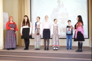 Праздник в воскресной школе Свято-Троицкого кафедрального собора Саратова