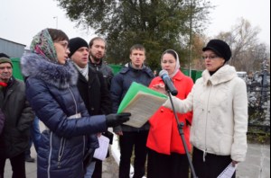 У мемориала жертвам политических репрессий совершена панихида