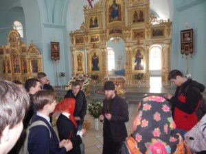 Студенты СГТУ посетили Покровский храм Петровска